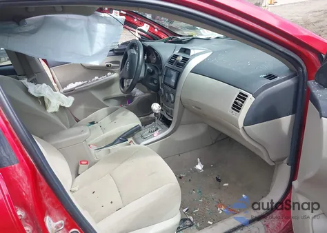 2013 Toyota Corolla Le z USA, uszkodzony, nr VIN 2T1BU4EE5DC117464